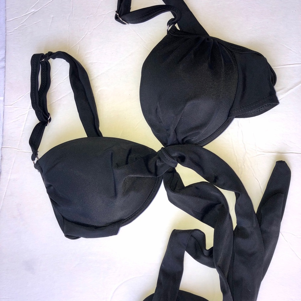 VIP In Black 2 piece bikini - Picture 2 of 3
